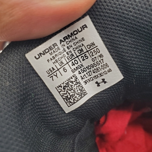 UNDER ARMOUR CURRY 3 Basketball Sneakers Size 7 Youth Shoes Black - Picture 3 of 11